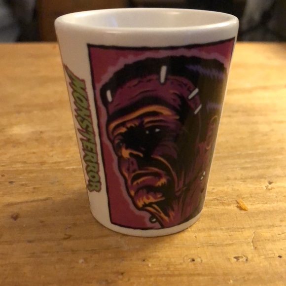 Universal Studios Monsters Shot Glass Set 4-pack Collection - Picture 2 of 6